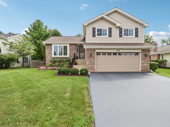 358 Denberry Dr, Lake Zurich, IL 60047