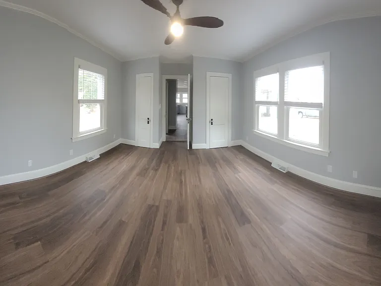 112 Barker St — Photo 7