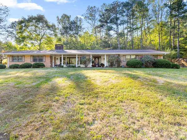 1208 Johnson Rd, Chickamauga, GA 30707