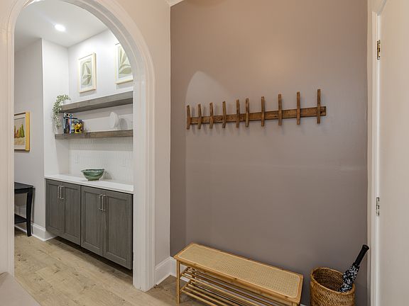 2nd image of 659 N 22nd St #2