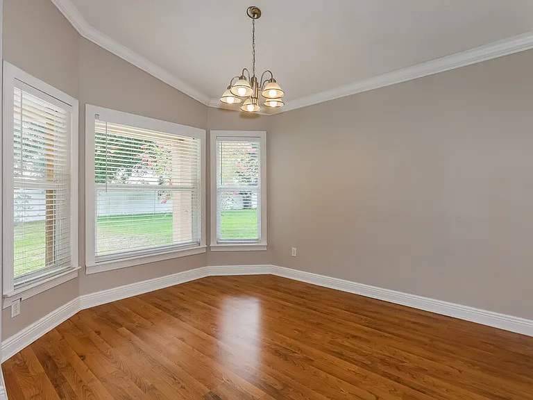 27448 Sky Lake Cir — Photo 5