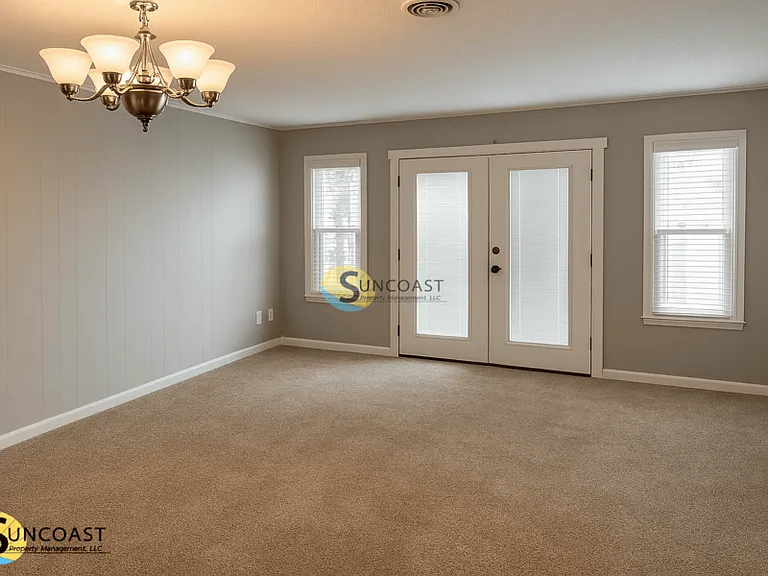 2570 Stern Dr S — Photo 11