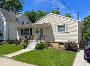 1128 Milton St, Madison, WI 53715