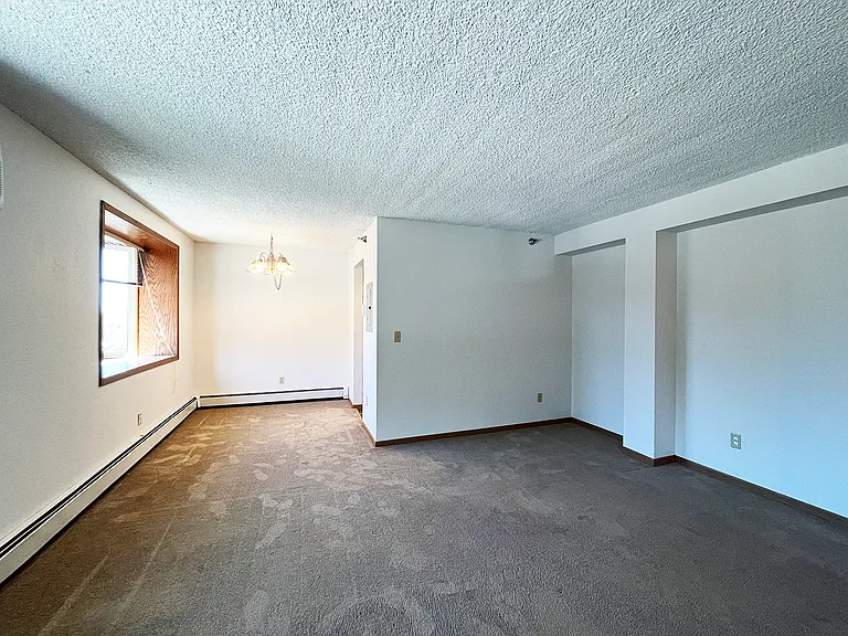 Cherry Ridge Apartments — Photo 21