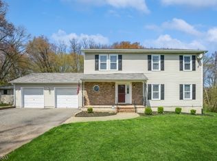 18 Hainesburg River Rd, Columbia, NJ 07832