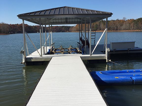 Large dock w/jetski port