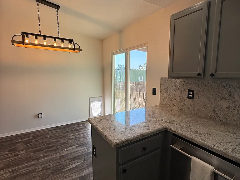 58085 Belmont St — Photo 22