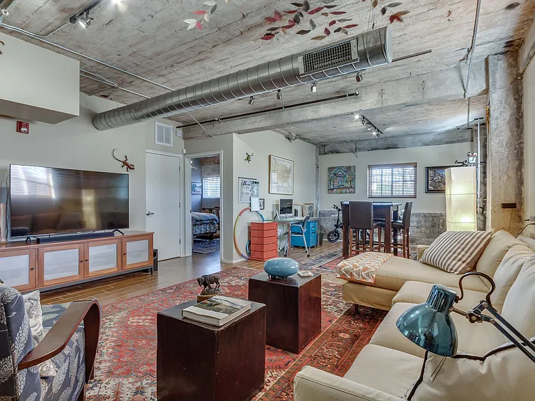 1209 N Harvey Ave #102 — Photo 13