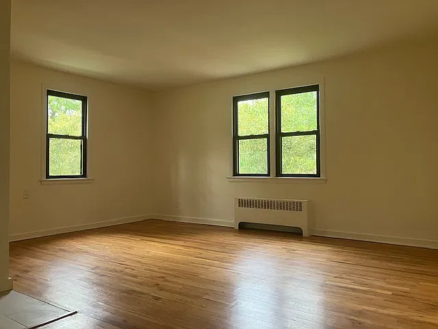 1 bed, 708 sqft, $1,950 — Photo 4