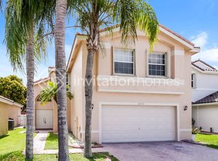 2432 SW 161st Ave, Hollywood, FL 33027