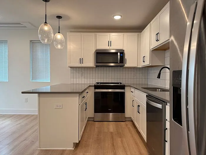 102 Duke St #3 — Photo 6