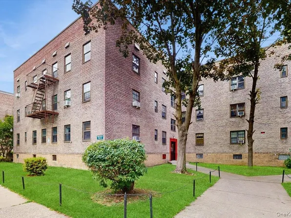 144-15 78th Rd #3A, Kew Garden Hills, NY 11367