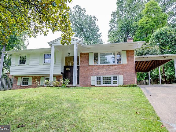 3rd image of 4916 English Dr