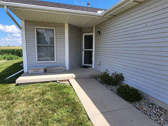 3rd image of 1834 Park West Dr