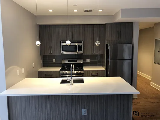 Rented by Batra Group Inc | media 31