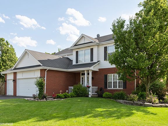 2nd image of 2321 Kingfisher Ln