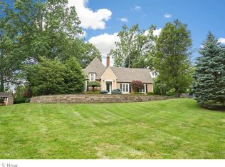 3088 Markle Dr, Stow, OH 44224