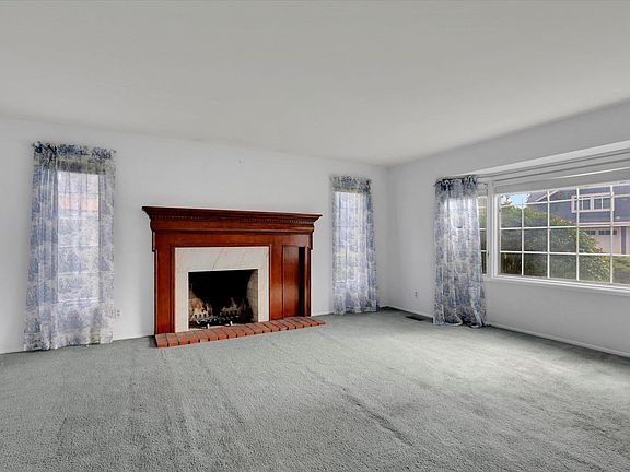 4th image of 1705 E 63rd Ave