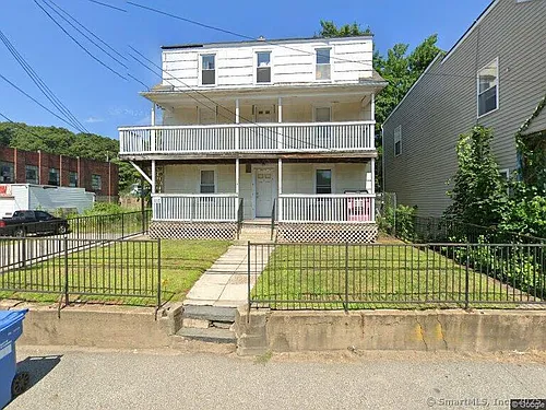 162 Norwich Ave #2 Photo 1