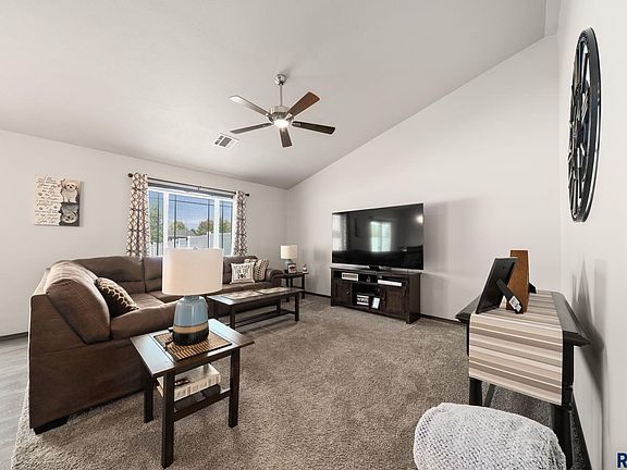 5th image of 6702 W Gresford Pl