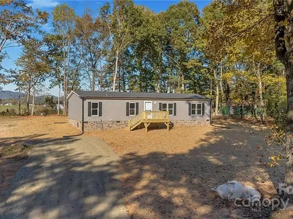 947 Jay Burke Rd, Taylorsville, NC 28681