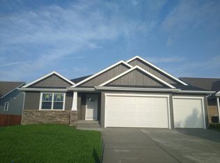 7305 Royal Troon Ct, Springfield, IL 62711