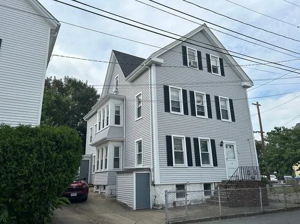 869 County St, New Bedford, MA 02740