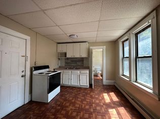 197 S Leonard St APT 8, Waterbury, CT 06708