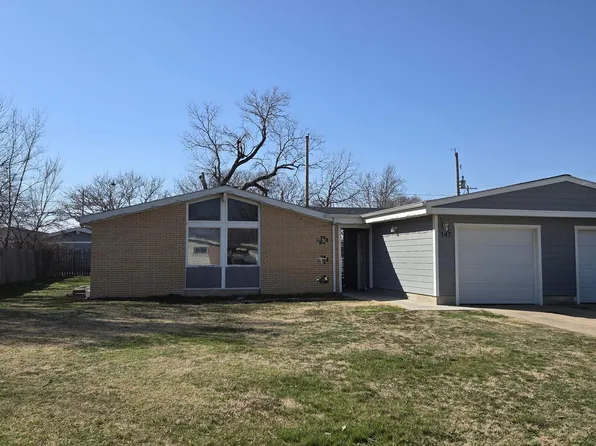 147-149 Hoover Ct, Salina, KS 67401
