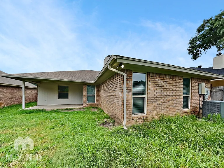 1509 Brook Forest Dr — Photo 19