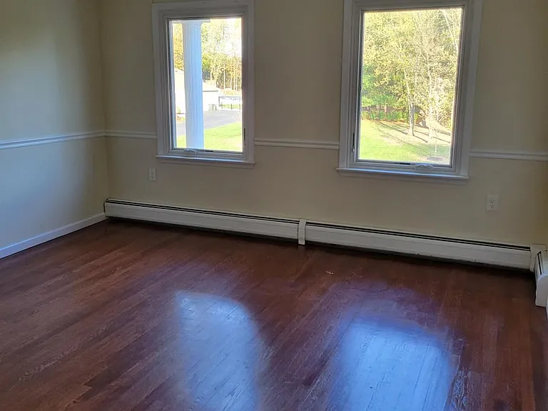 2 Groendyke Cir — Photo 16