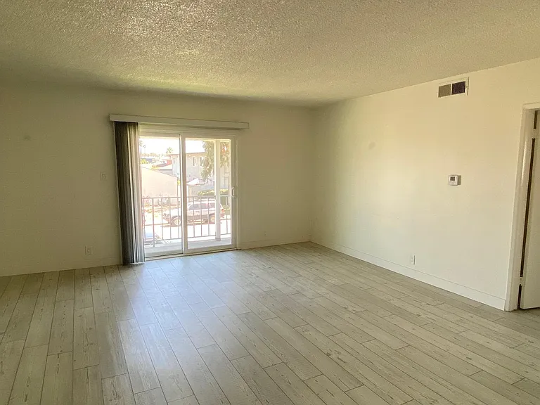 4903 Nautilus St #4 — Photo 5