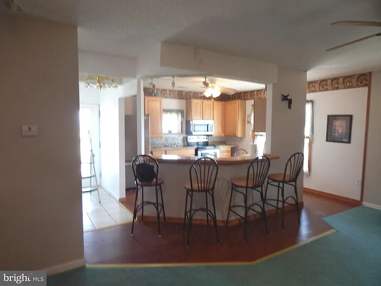 2553 Warm Springs Rd — Photo 4