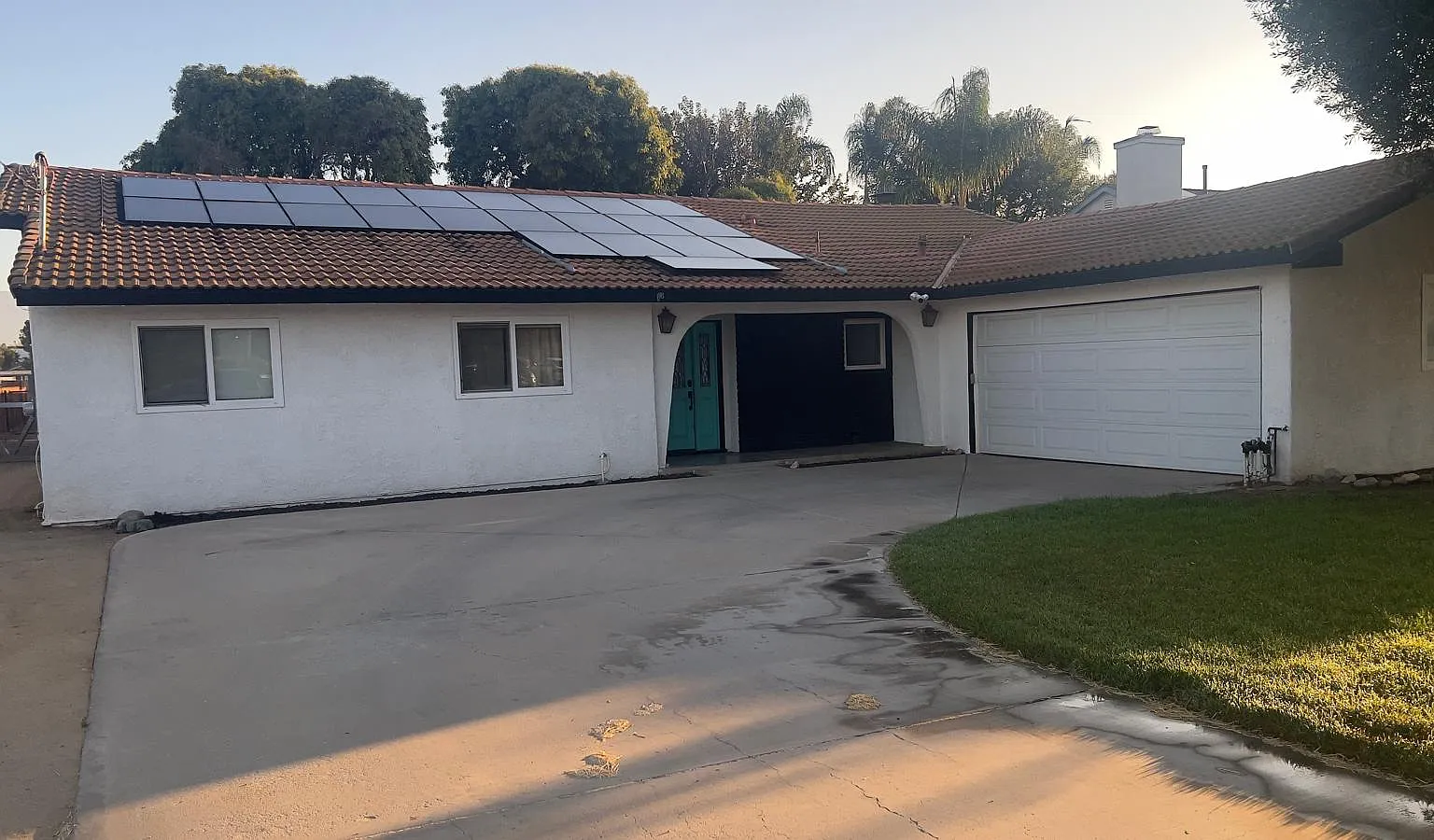 4 bed, 2129 sqft, $4,100 — Photo 4