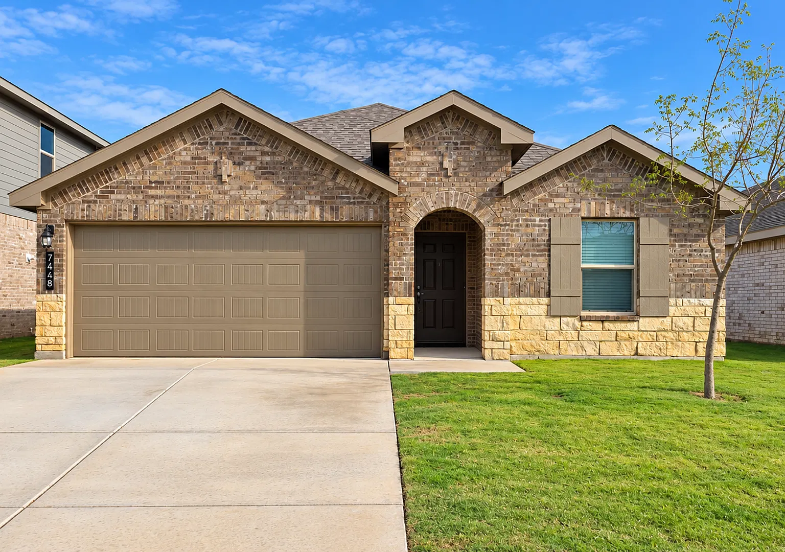 For Lease - Georgeous 4/2.5/2 In Terra Vista — Photo 1