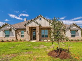 115 Maudy Ln, Springtown, TX 76082