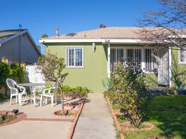 13637 Terra Bella St, Pacoima, CA 91331