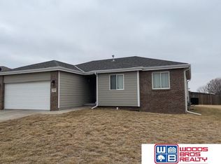 1901 SW 27th St, Lincoln, NE 68522