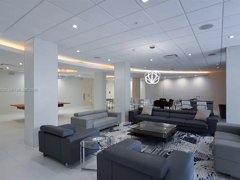 3001 S Ocean Dr #749 — Photo 29