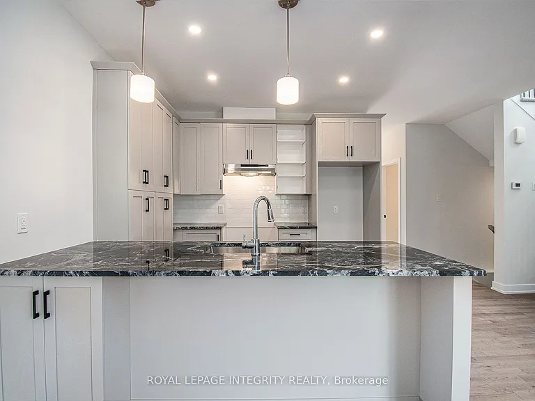 10 Morrall Ct — Photo 5