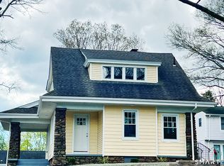 86 Foote St, Hamden, CT 06517