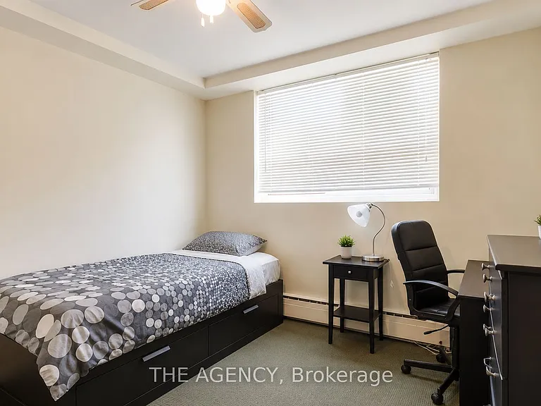 75 Keele St #1 — Photo 8