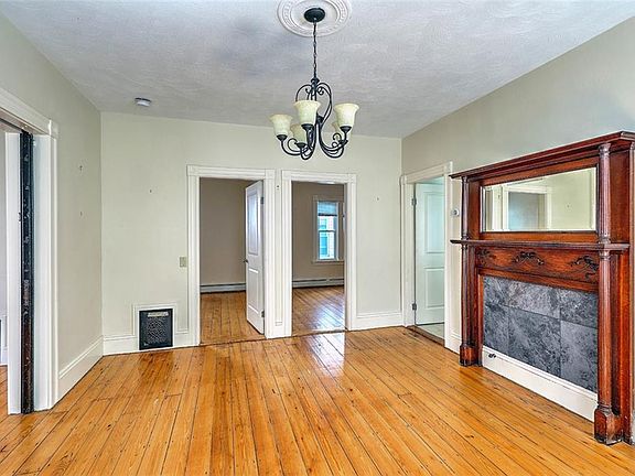 3rd image of 142 De Pasquale Ave Unit 2