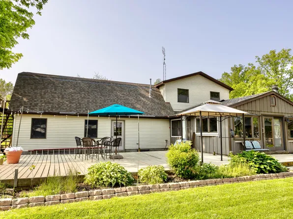 8869 Pine St, Lakeview, OH 43331