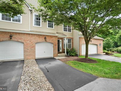 263 E Hillcrest Ave, West Grove, PA, 19390