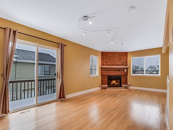 2nd image of 8201 Rachel Ln #8201