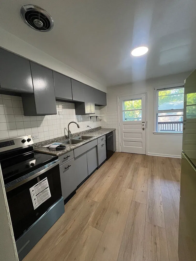 Newly Upgraded One-Bedroom — Photo 2