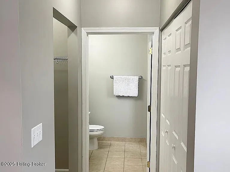 1110 Westlynne Pl #6 — Photo 8