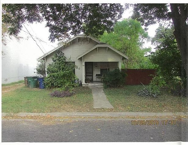 2nd image of 641 Allen St