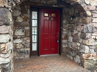 1700 Mountain View Rd #13, Harrisburg, PA 17110